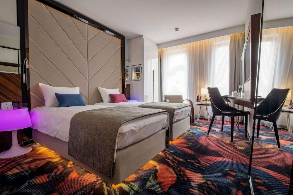Inx Design Hotel 4*